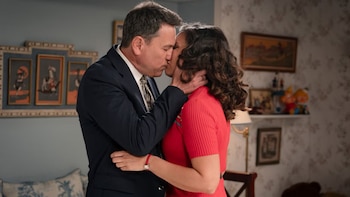 Avance semanal de ‘Sueños de libertad’ del 17 al 21 de agosto: Julia descubrirá que Andrés tiene novia, Pablo será despedido y Digna celebrará su fiesta