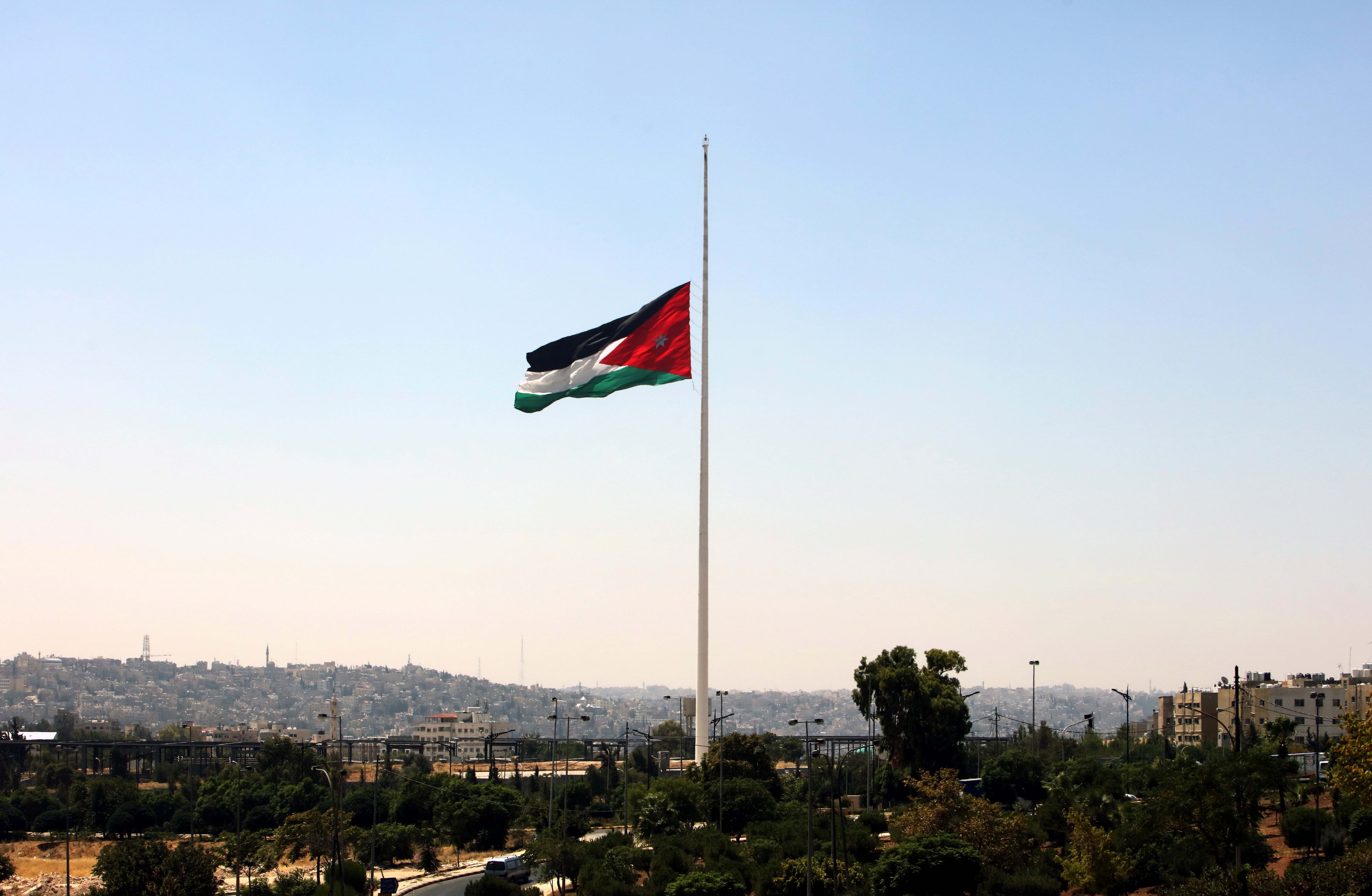 Jordania, cuya capital es Amán, llega al Grupo J con el desempleo más alto entre los cuatro países y el déficit comercial más pronunciado, aunque exhibe la inflación más baja del grupo. (Xinhua News)