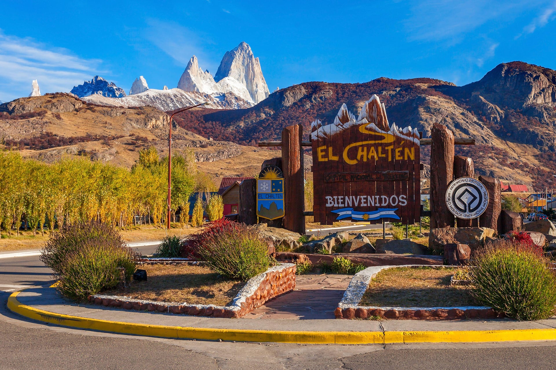 El Chaltén recibe un importante flujo de excursionistas que impacta en los servicios urbanos (Crédito: Grosby Group)