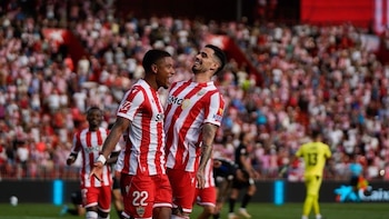 (Crónica) El Almería golea al Leganés y aprovecha la derrota del Castellón