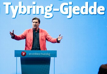 ARCHIVO - Foto de archivo, 5 de mayo de 2019, el legislador noruego Christian Tybring-Gjedde habla en la reunión nacional de su Partido Progreso en Gardermoen, Noruega. El legislador de ultraderecha dijo el miércoles 9 de septiembre que ha postulado al presidente Donald Trump para el Premio Nobel de la Paz por sus gestiones a favor de la paz en Medio Oriente. (Lise Aserud/NTB scanpix via AP, File)