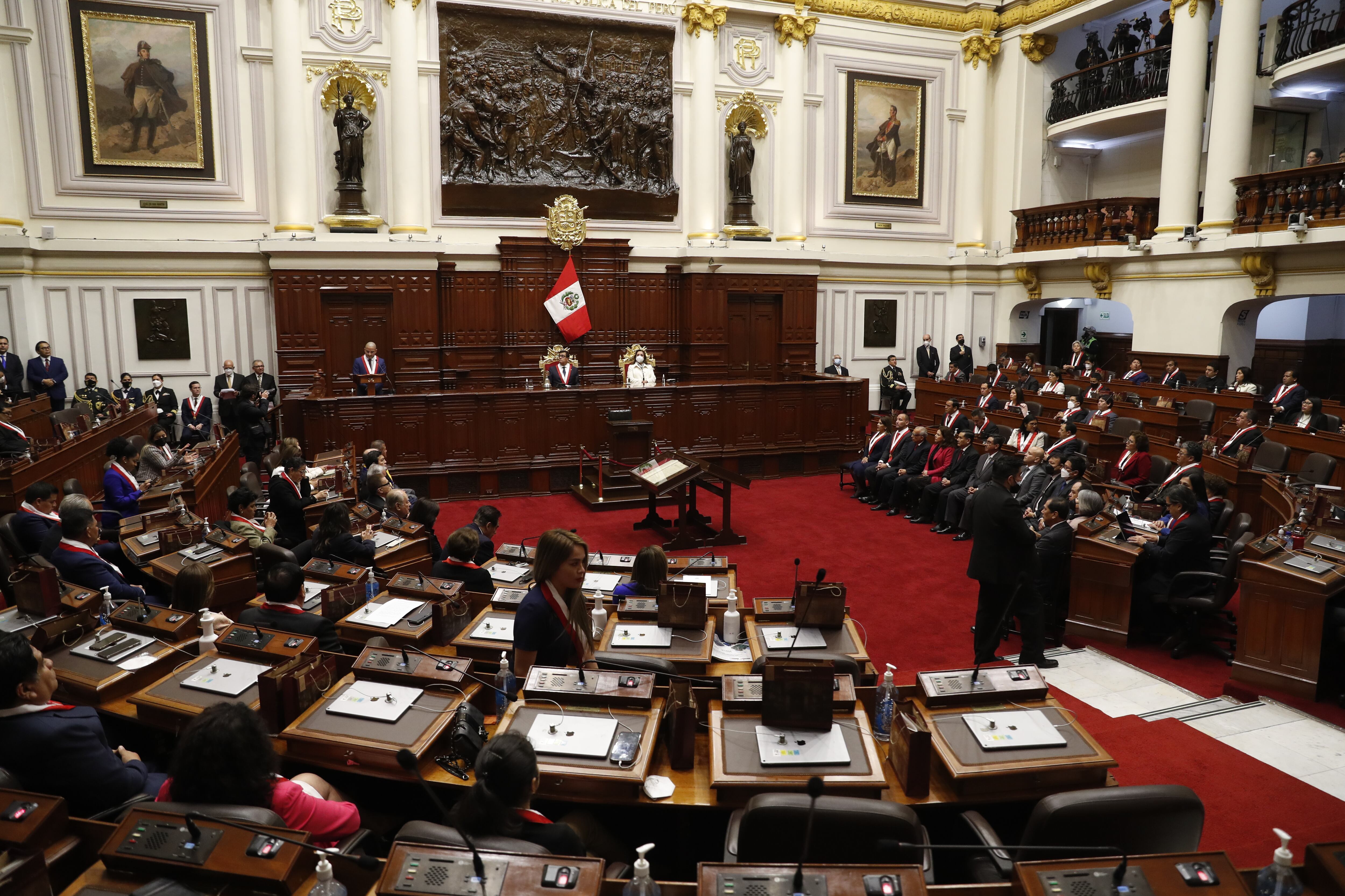 Fotografía de archivo del 20 de septiembre de 2022 del pleno del Congreso peruano, en Lima (Perú). EFE/ Paolo Aguilar