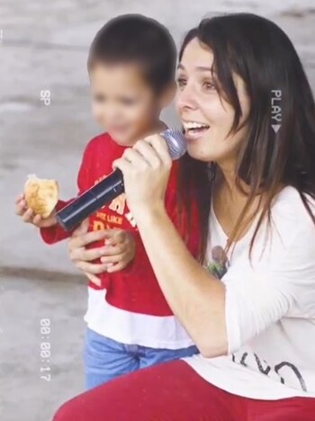 Yiddá Eslava fundó Ayni, su