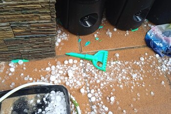 Un rastrillo roto por las