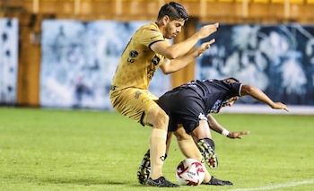 julio se acercó al club