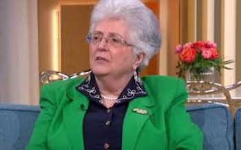 Caroline Vee explicó que no