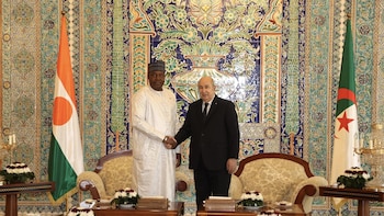 Argelia y Níger simbolizan su