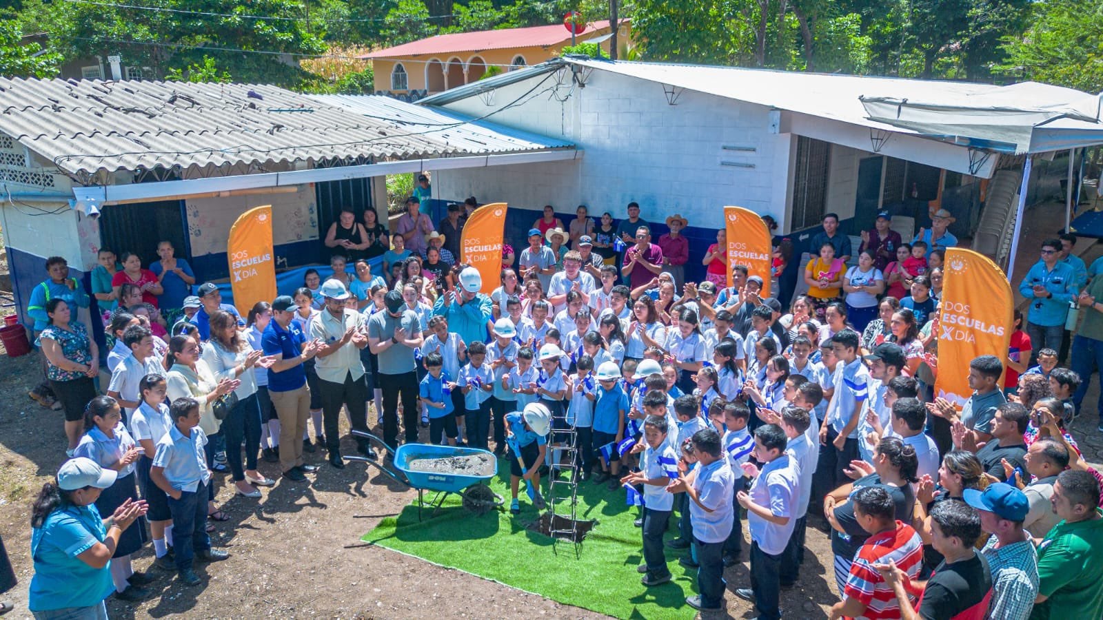 El Gobierno de El Salvador inició la construcción de un nuevo centro escolar en Casas de Ladrillos, San Luis de La Reina, dentro del programa Dos Escuelas por Día. (Foto cortesía Dirección de Obras Municipales)
