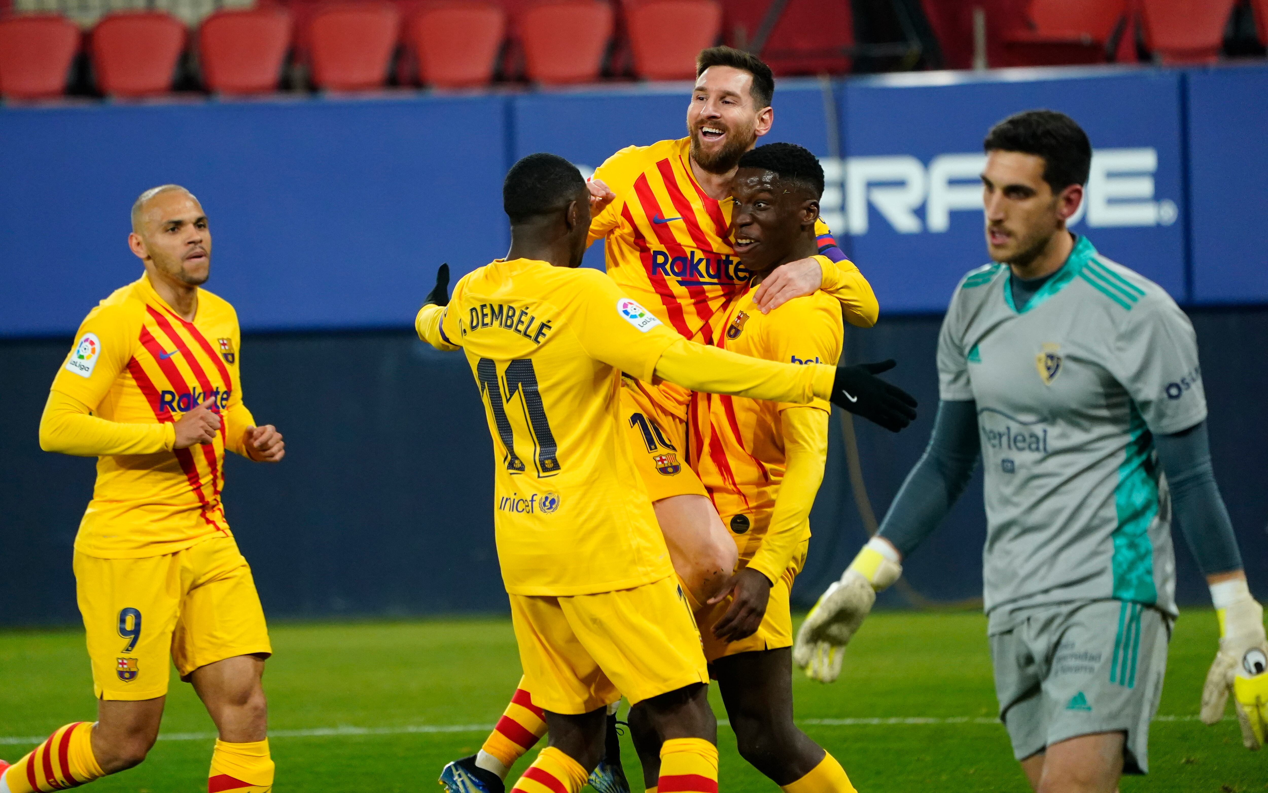 Compartió cancha en 44 ocasiones con Lionel Messi en Barcelona (Crédito: Reuters/Vincent West)