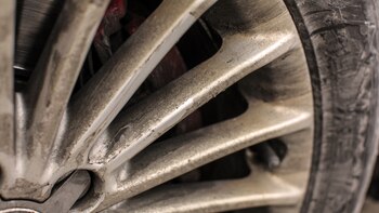 Frenos y neumáticos, la contaminación