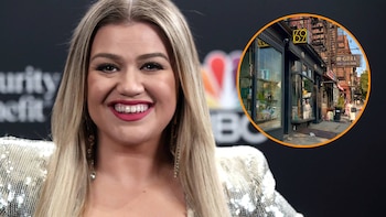 Kelly Clarkson enfrenta a una tienda de Nueva York por el precio de una marioneta y la pelea se vuelve viral: “Eres un idiota y perdiste una venta enorme”