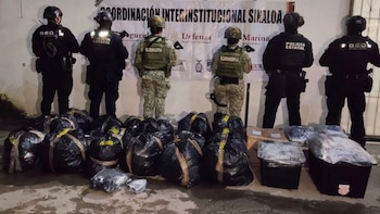 Objetos asegurados en la narcotiendita en Mazatlán. Crédito: SSP Sinaloa