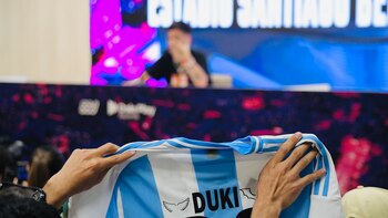 Un seguidor de Duki con