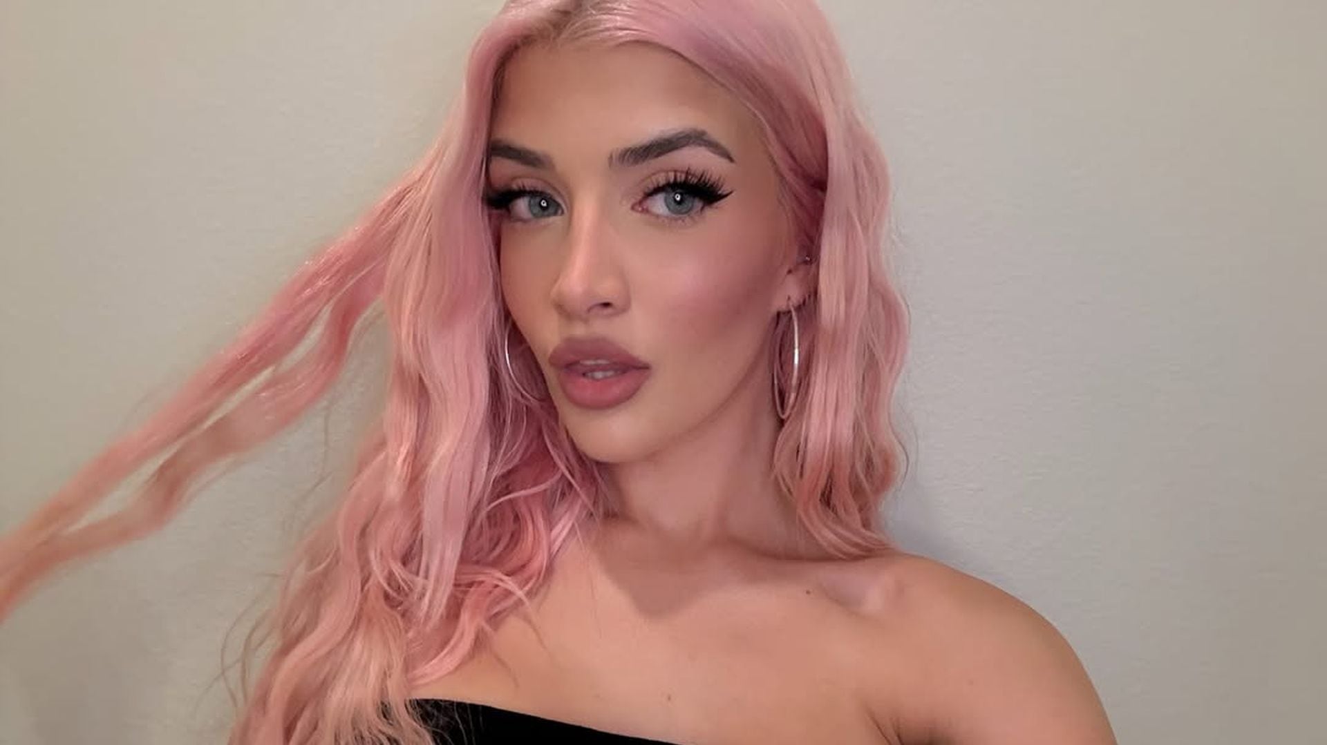 Sami Sheen admitió que sus malas experiencias con los hombres la tienen aterrorizada. (Instagram/@samisheen)