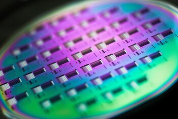 Es probable que tras un desastre queden algunos sobrevivientes, pero es difícil saber si tendrán la capacidad de reconstruir la civilización tecnológica. (Valentin Flauraud/Reuters)