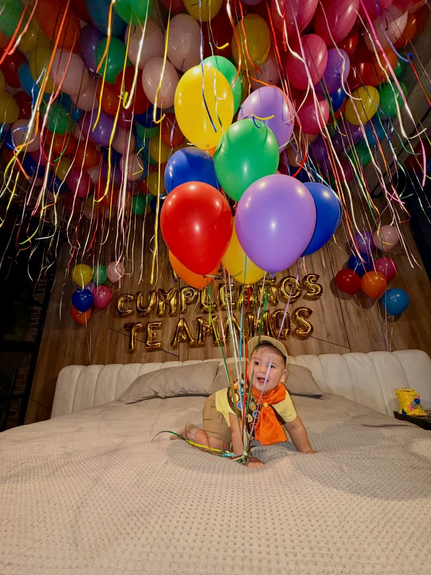 El niño posó para una sesión de fotos encantadora - crédito Aida Victoria Merlano / Instagram