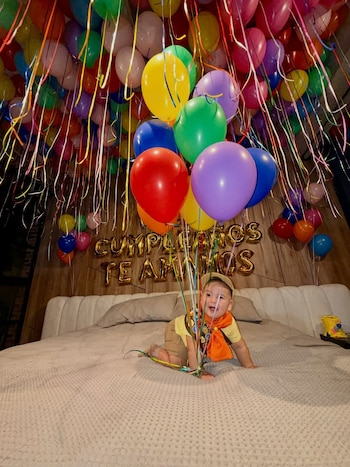 El niño posó para una sesión de fotos encantadora - crédito Aida Victoria Merlano / Instagram