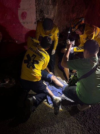 La distracción al volante, el exceso de velocidad y el consumo de alcohol agravan los accidentes de tránsito en Semana Santa, según socorristas. (Foto: Comandos de Salvamento)