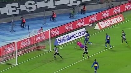 El error de Chiquito Romero a los dos minutos por el que Central Córdoba de Santiago del Estero se puso en ventaja ante Boca