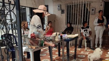 Comenzó la entrega de 361 marranos en Medellín por parte de la Alcaldía, cómo los están distribuyendo