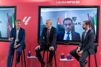 29/01/2024 Charla sobre LaLiga Impulso con Jaime Blanco, director de la Oficina de Clubes de LaLiga; José María del Nido Carrasco, presidente del Sevilla FC; Alfonso Díaz, CEO del RCD Mallorca; y David Guerra, presidente ejecutivo del Real Sporting.
DEPORTES
LALIGA