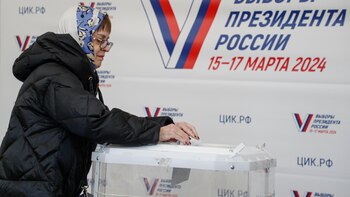 Alta participación y mucha policía