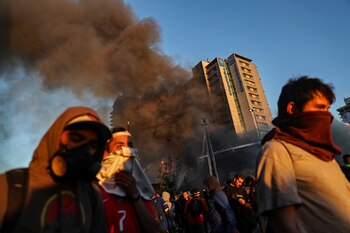 En medio de las protestas