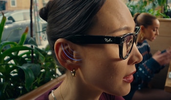 Conversation Focus usa altavoces de