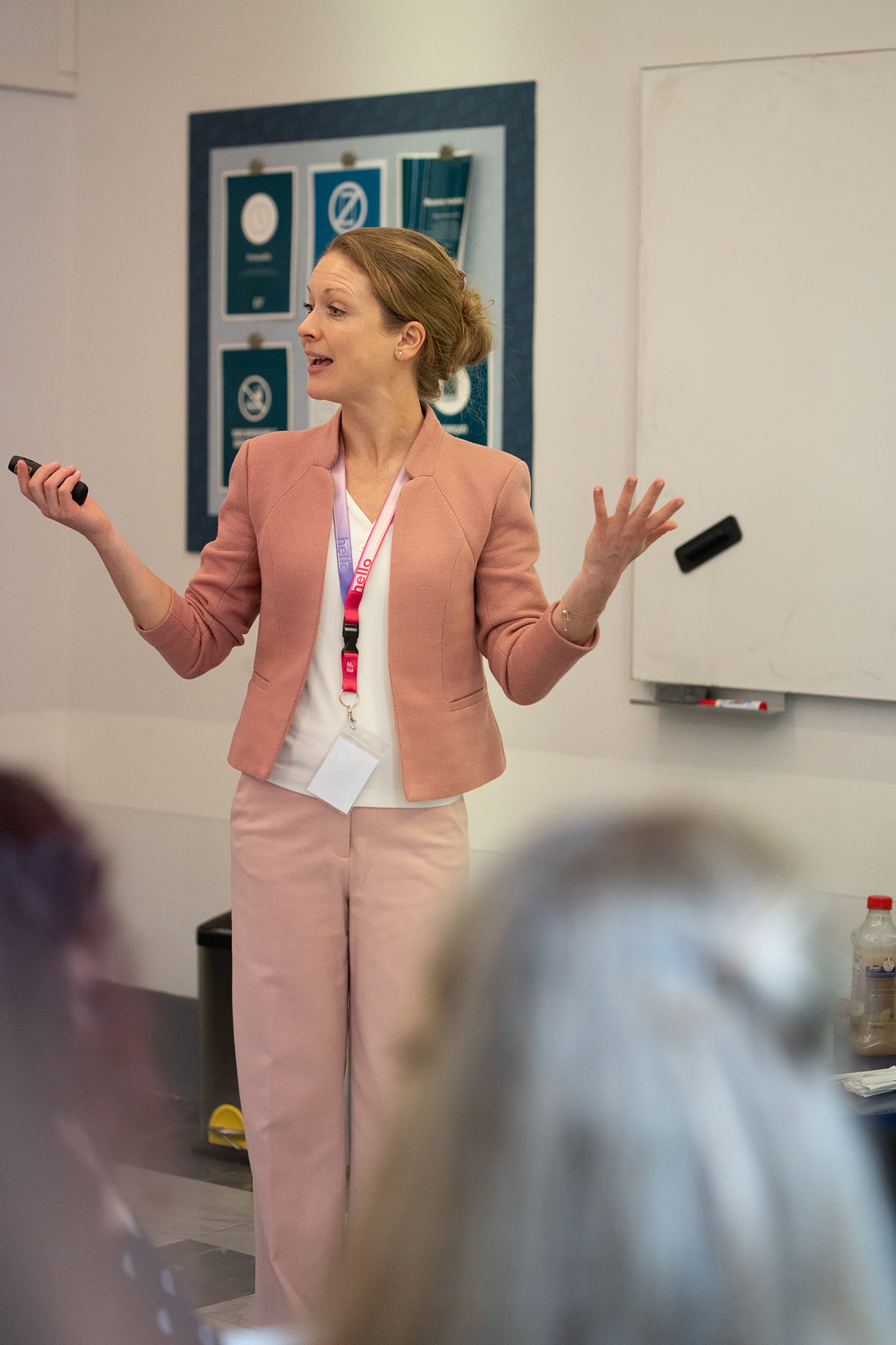 Sonja Hildebrandt subraya la importancia de flexibilizar la enseñanza para adaptarla a las trayectorias y motivaciones de los mayores de 50.