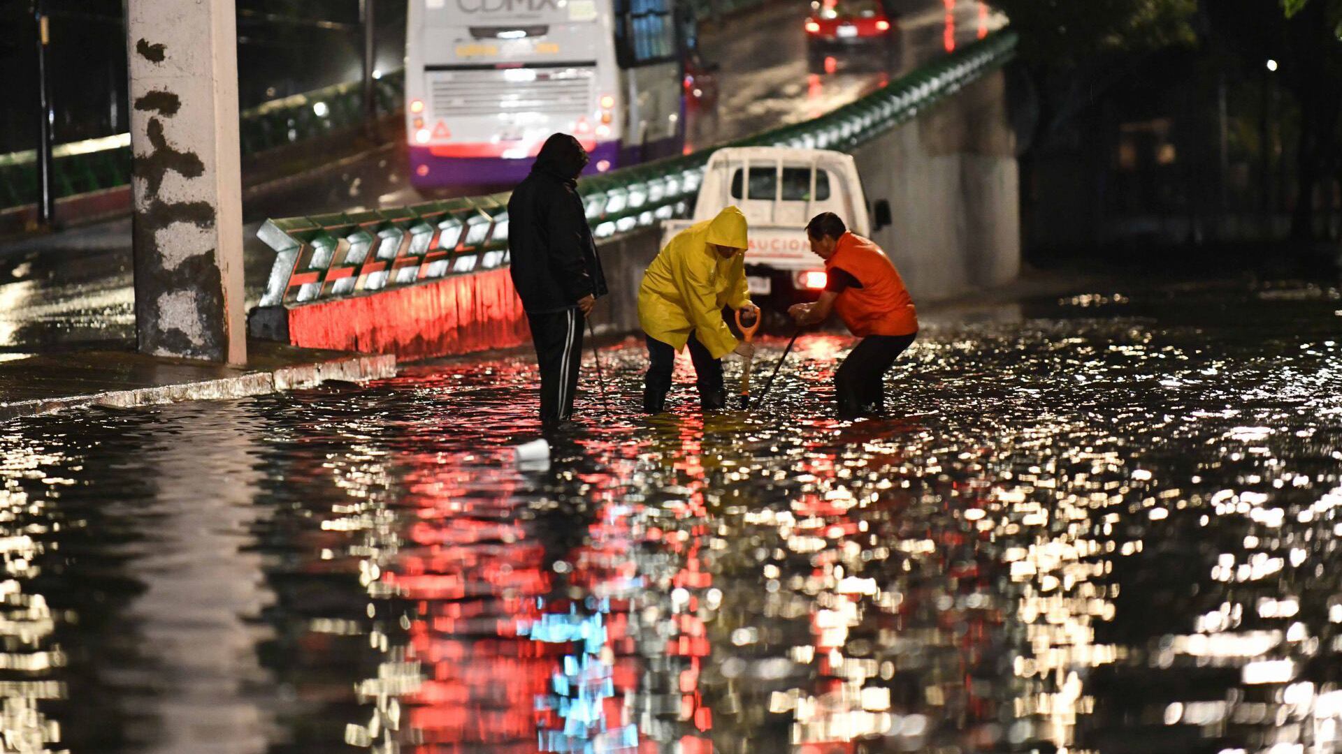 La STyFE recomienda flexibilidad y ajustes en horarios durante lluvias que afecten el acceso al centro laboral.