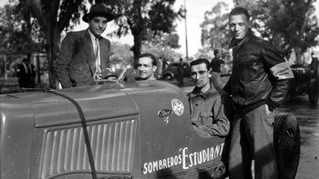 Juan Manuel junto a sus