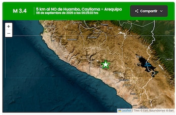 Mapa satelital del sur del Perú con una estrella verde que marca la ubicación de un sismo y un encabezado superior con datos del evento