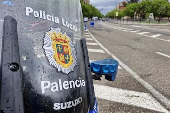 Vehículo de la Policía Local de Palencia, en una imagen de archivo.