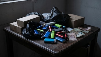 Vapeadores en México: prohibición dispara mercado negro y favorece al crimen organizado