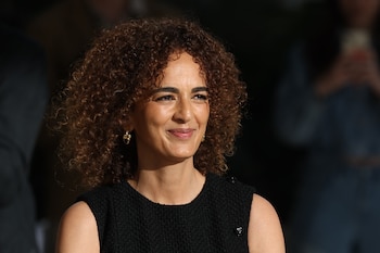 La autora franco-marroquí denuncia que los líderes populistas alimentan el temor al cambio y apuestan por levantar muros en vez de puentes