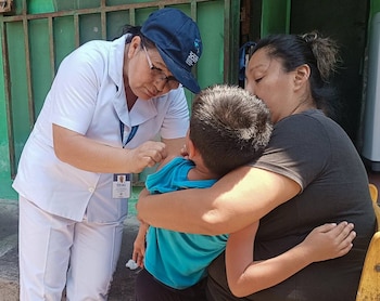 El esquema nacional introduce la vacuna de neumococo 20 valente tanto para niños como adultos, aumentando la eficacia preventiva. (Foto cortesía Ministerio de Salud)