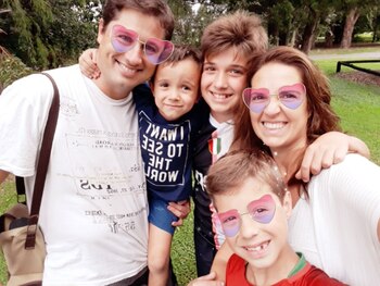 MÉDICO QUE SE FUE DE LA CASA