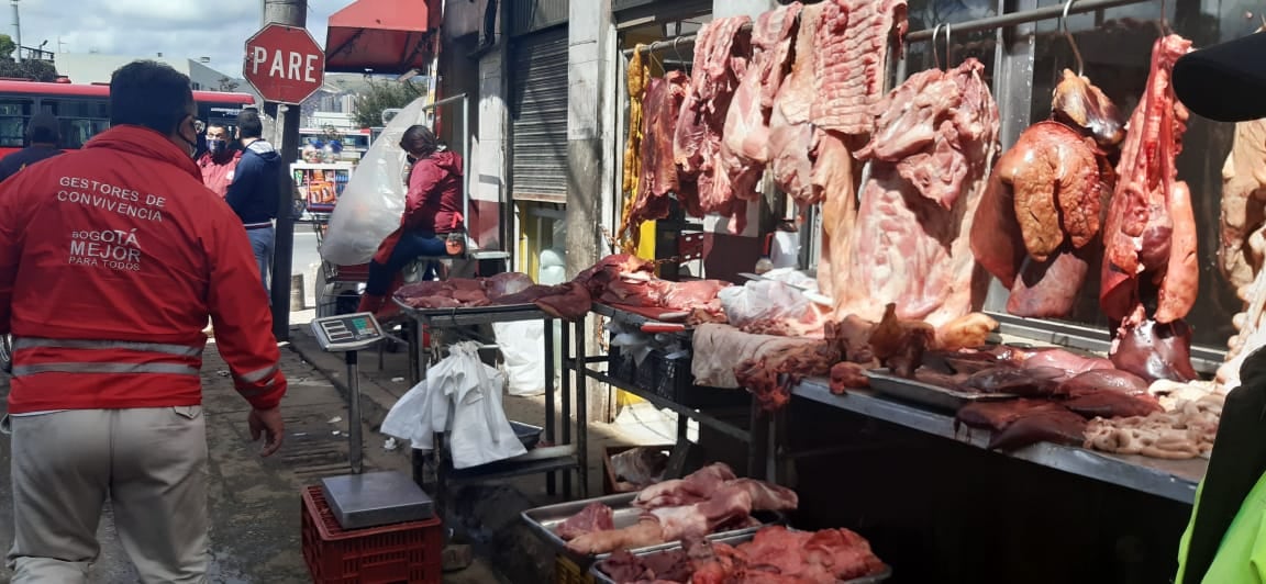 El bajo precio de la carne y el pescado en el sector atrae compradores porque los valores son inferiores a los de carnicerías y comercios formales - crédito X