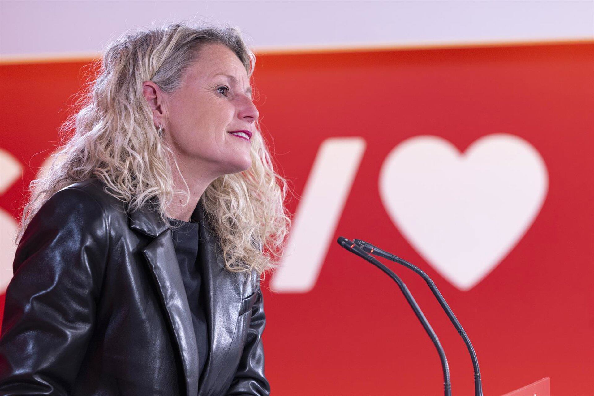 El PSOE pide apoyar los decretos de ayudas al transporte y pensiones aunque rechaza trocearlos