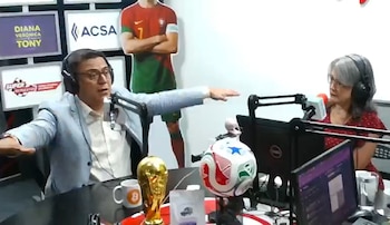 Momento de la entrevista en el programa Diana Verónica y Tony, dedicado a destacar iniciativas salvadoreñas para el manejo de residuos y el cuidado del medio ambiente.