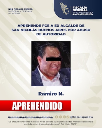 Ficha informativa de la Fiscalía de Puebla con la fotografía con los ojos cubiertos de un hombre llamado Ramiro N. y la palabra aprehendido