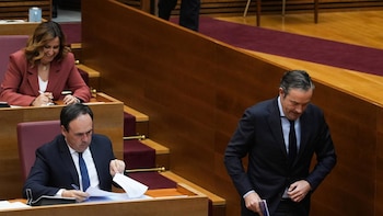 El PP dice que a Morant "ni le importan" los alumnos y la acusa de usar la educación como "arma contra el Consell"