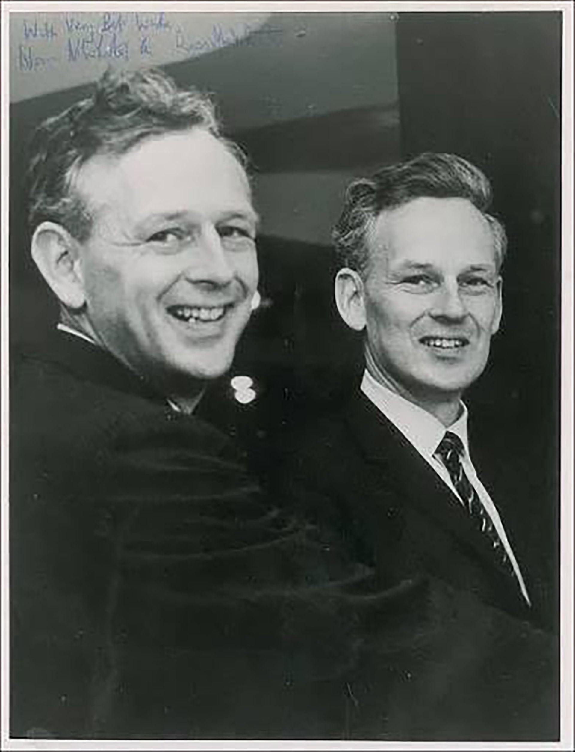 La empresa Guinness Superlatives quedó constituida el 30 de noviembre de 1954 en la ciudad de Londres (Unique Music World)