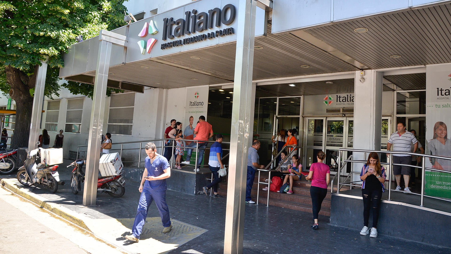 El Hospital Italiano de La Plata compró 10.000 ampollas de fentanilo contaminado (Hernán Foulliet)