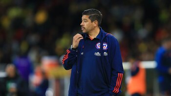 Chile arranca ante Perú con