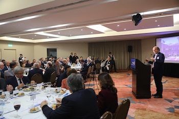 Gonzalo Uriarte, embajador de Chile, Rotary Club de Buenos Aires