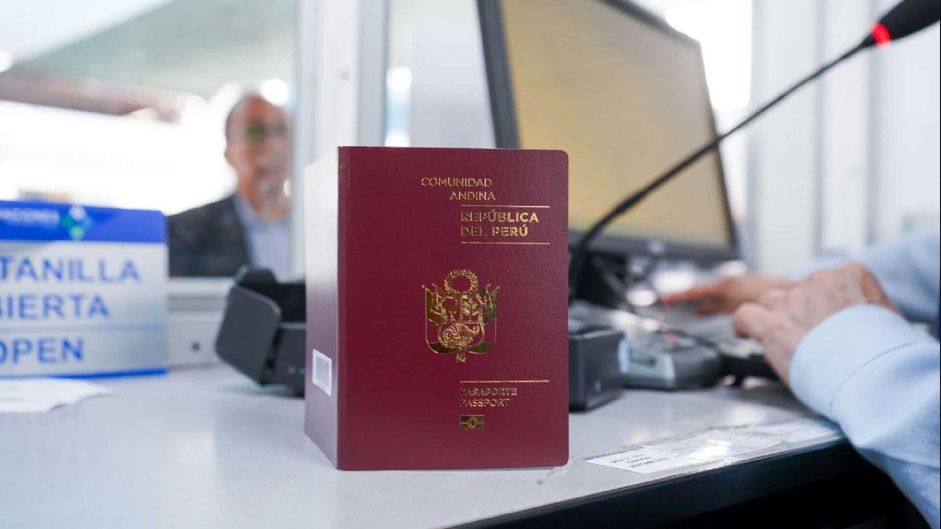 Este 2025, el costo para tramitar el pasaporte electrónico en Perú es de S/ 120,90. El pago puede realizarse en línea con el código 01810 o en el Banco de la Nación indicando tu número de DNI. (Andina)