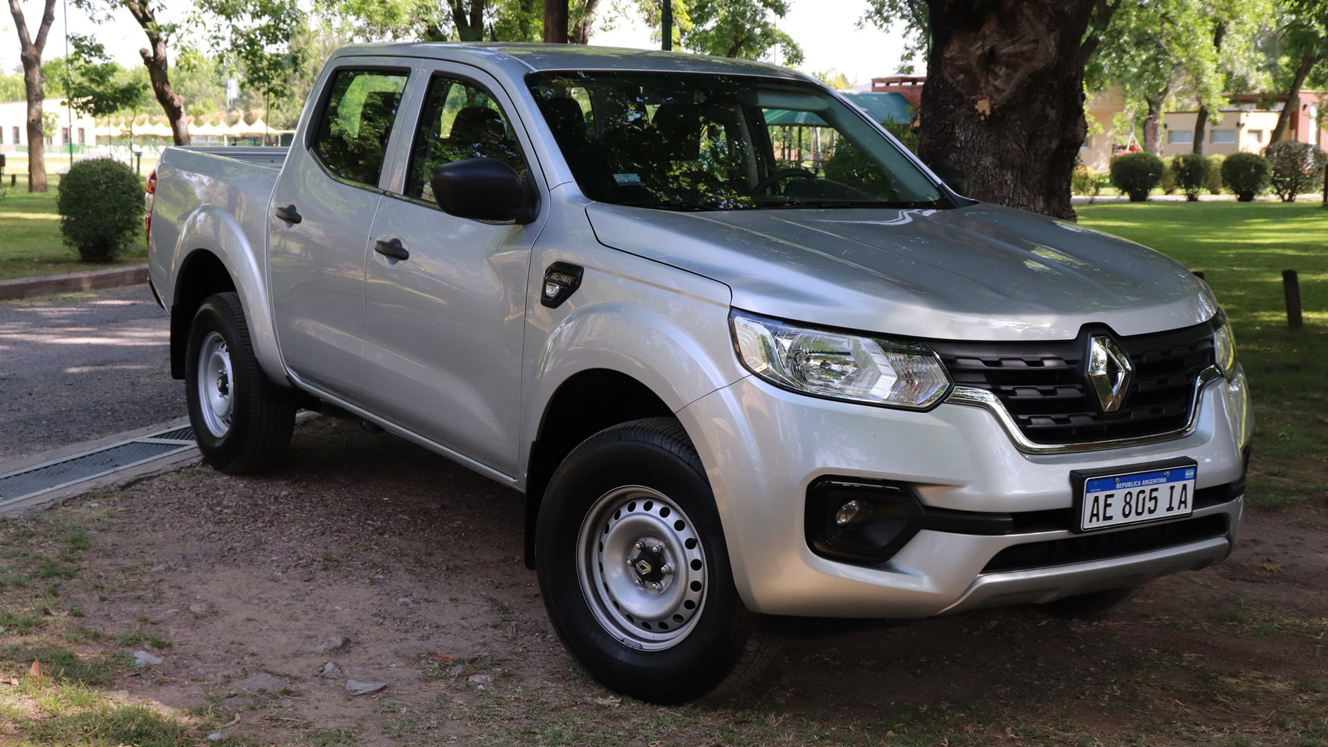 La Renault Alaskan de acceso a la gama quedó como una de las pick-up más caras del mercado