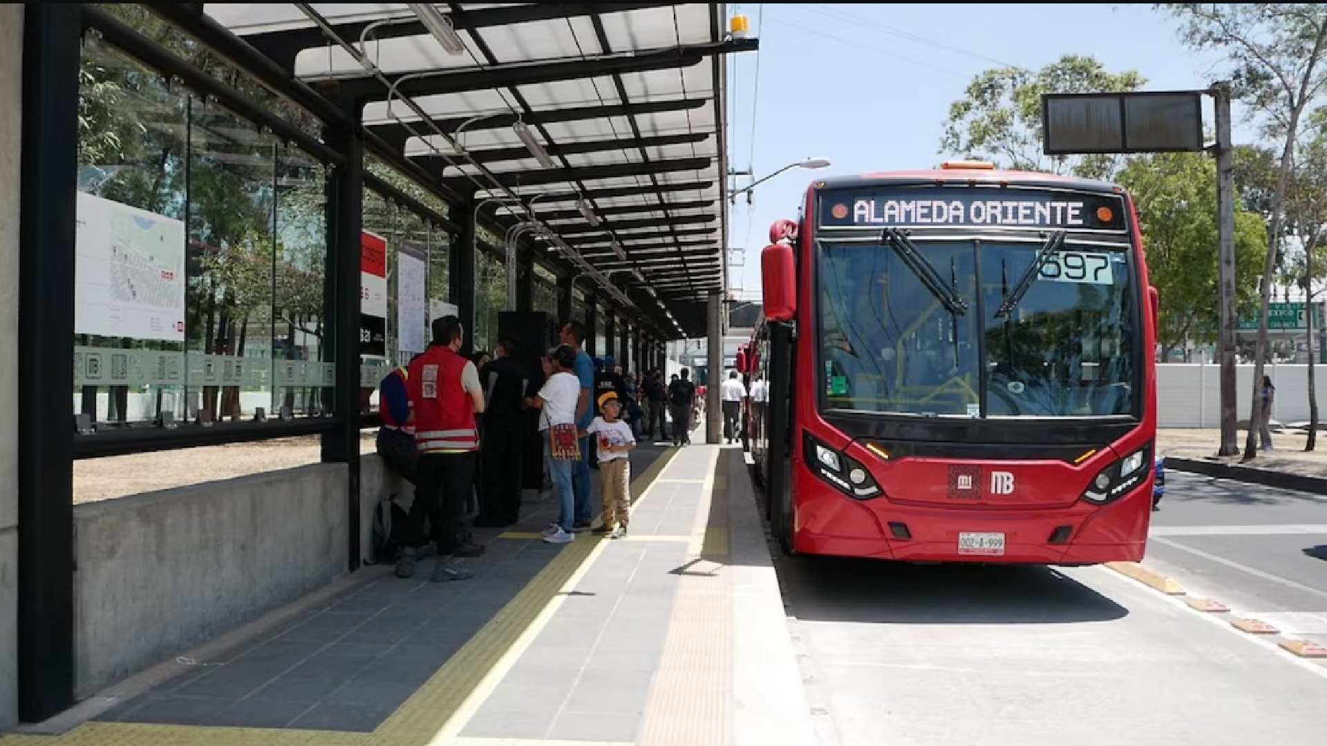 La Línea 4 de Metrobús de la Ciudad de México presenta retrasos por congestión vial. Foto: Metrobús CDMX
