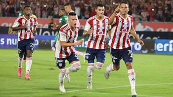 Junior realiza una de sus